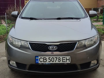 Авто KIA Cerato Forte  2010 № 8364547