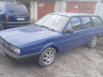 Авто Volkswagen Passat Variant 1982 № 8364681