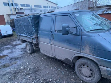 Авто Volkswagen Transporter 1993 № 8364809