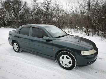 Авто Opel Vectra 2000 № 8365105