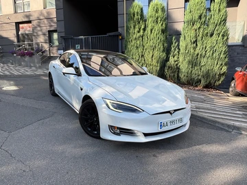 Авто Tesla Model S 2017 № 8365366