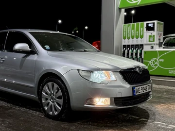 Авто Skoda Superb 2009 № 8365574