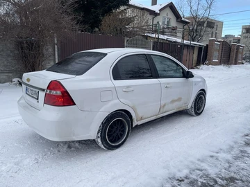 Авто Chevrolet Aveo 2007 № 8365797
