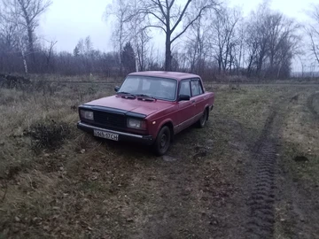 Авто ВАЗ 2107 2004 № 8366098