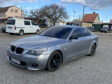 Авто BMW 5 Серия 2004 № 8366253