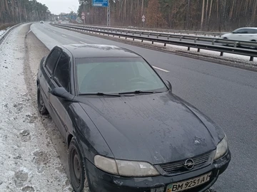 Авто Opel Vectra 1997 № 8366395