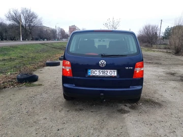 Авто Volkswagen Touran 2003 № 8366527