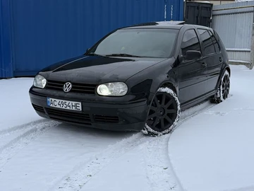 Авто Volkswagen Golf 1999 № 8366998