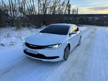 Авто Chrysler 200 2015 № 8367729