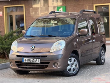 Авто Renault Kangoo Passenger 2011 № 8368157