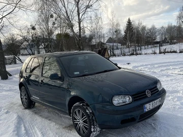 Авто Volkswagen Golf 2002 № 8368159
