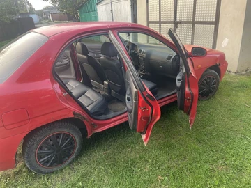 Авто Daewoo Nubira 1998 № 8368387