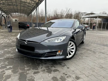 Авто Tesla Model S 2018 № 8368433