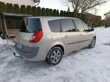 Авто Renault 4 2008 № 8368555