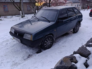 Авто ВАЗ 2109 2001 № 8368705