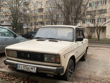 Авто ВАЗ 2105 1990 № 8368707