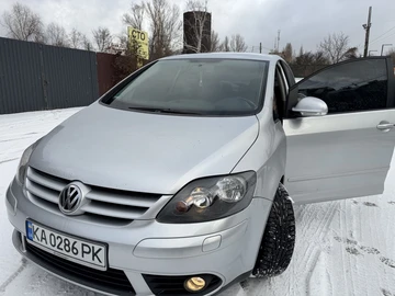 Авто Volkswagen Golf Plus 2006 № 8368730
