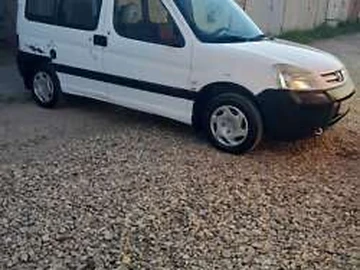 Авто Peugeot Partner 2004 № 8368976
