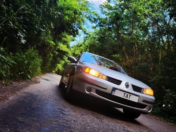 Авто Renault Laguna 2005 № 8369204