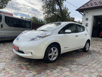 Авто Nissan Leaf 2014 № 8369379