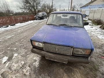 Авто ВАЗ 2107 1985 № 8369561
