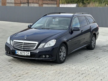 Авто Mercedes 220 2010 № 8369598