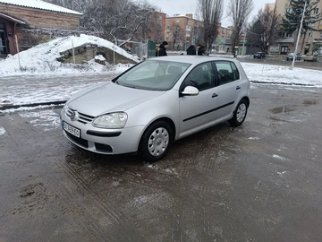 Авто Volkswagen Golf 2005 № 8369617