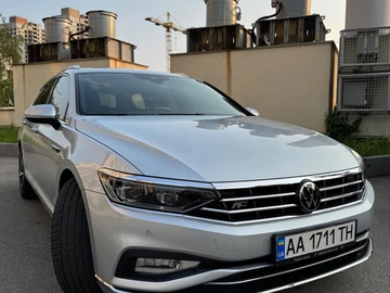 Авто Volkswagen Passat Variant 2023 № 8369857