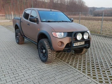 Авто Mitsubishi L 200 2009 № 8369918