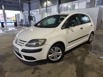 Авто Volkswagen Golf Plus 2006 № 8370024