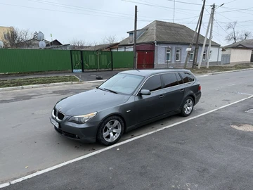 Авто BMW 5 Серия 2004 № 8370181