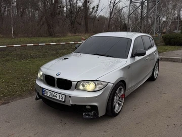 Авто BMW 1 Серия 2010 № 8370186