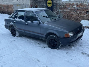 Авто Ford Escort 1987 № 8370298