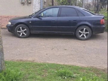 Авто Audi A4 2001 № 8370502