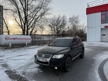 Авто Volkswagen Touareg 2008 № 8370506