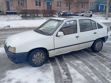 Авто Opel Kadett 1988 № 8370618
