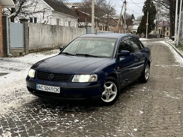Авто Volkswagen Passat Sedan 1997 № 8370685