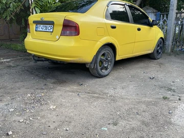 Авто Chevrolet Aveo 2005 № 8371642