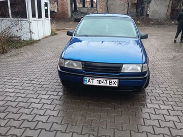 Авто Opel Vectra 1989 № 8371655