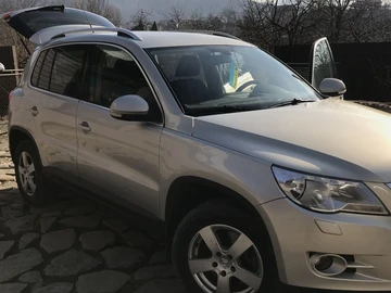 Авто Volkswagen Tiguan 2010 № 8371978