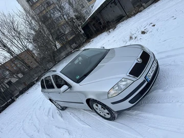Авто Skoda Octavia 2007 № 8372003