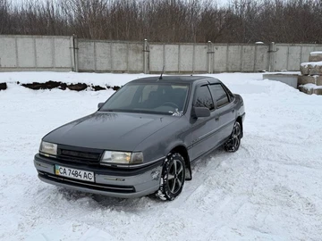 Авто Opel Vectra 1990 № 8372182