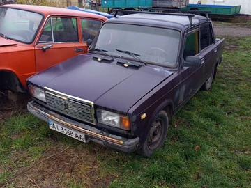Авто ВАЗ 2107 2001 № 8372195