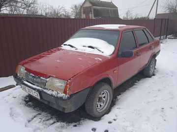 Авто ВАЗ 21099 1990 № 8372372