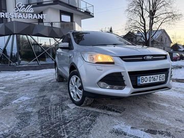 Авто Ford Kuga 2013 № 8372393