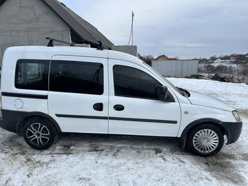 Авто Opel Combo 2005 № 8372829