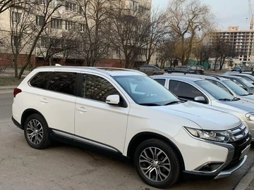 Авто Mitsubishi Outlander 2016 № 8372837