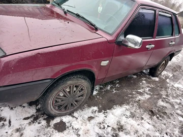 Авто ВАЗ 21099 2004 № 8372868