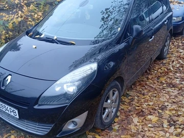 Авто Renault Grand Scenic 2009 № 8373001