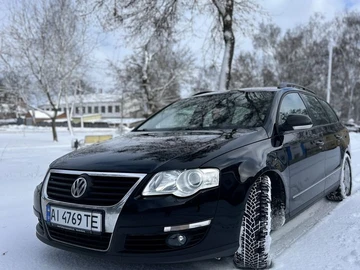 Авто Volkswagen Passat Sedan 2010 № 8373362